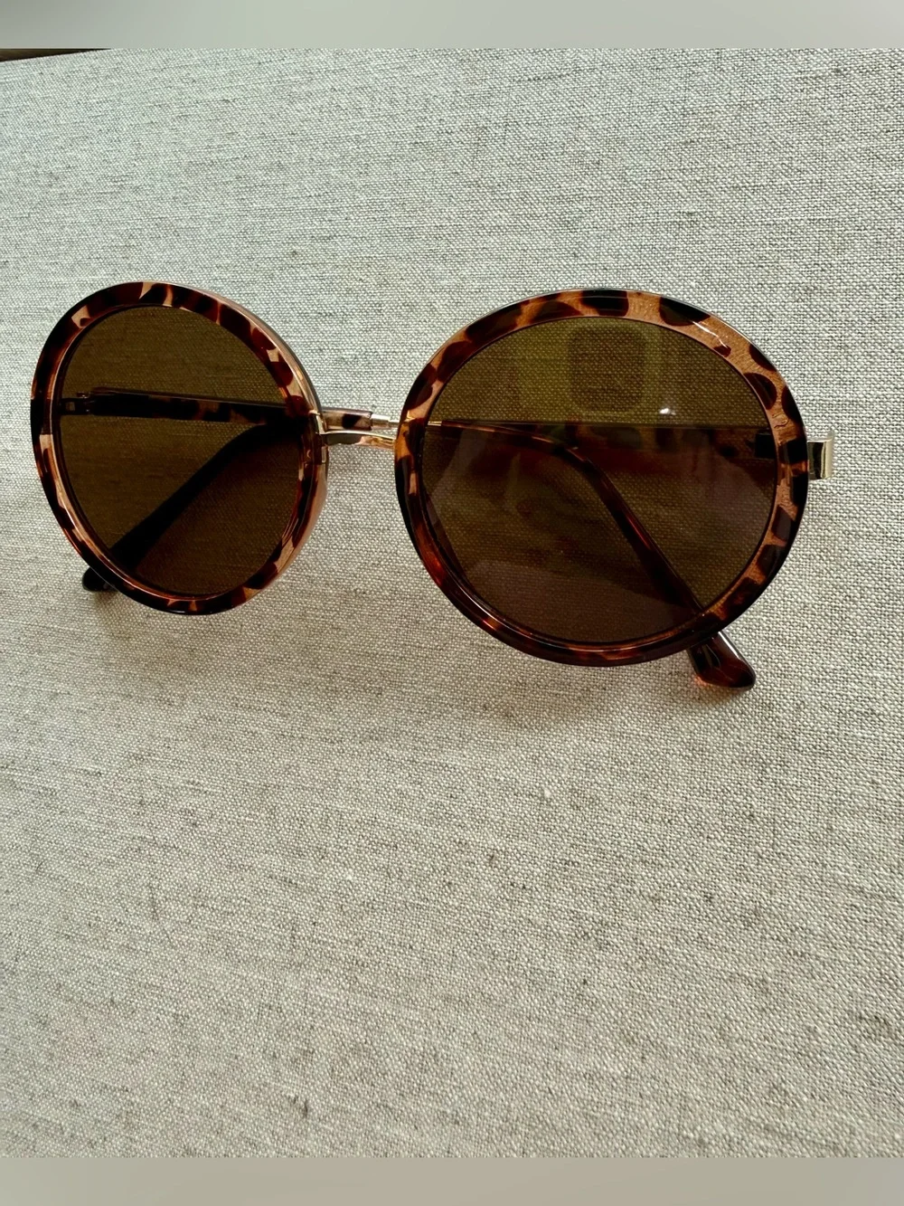 Tortoiseshell Round Women’s Sunglasses - Brown Lenses